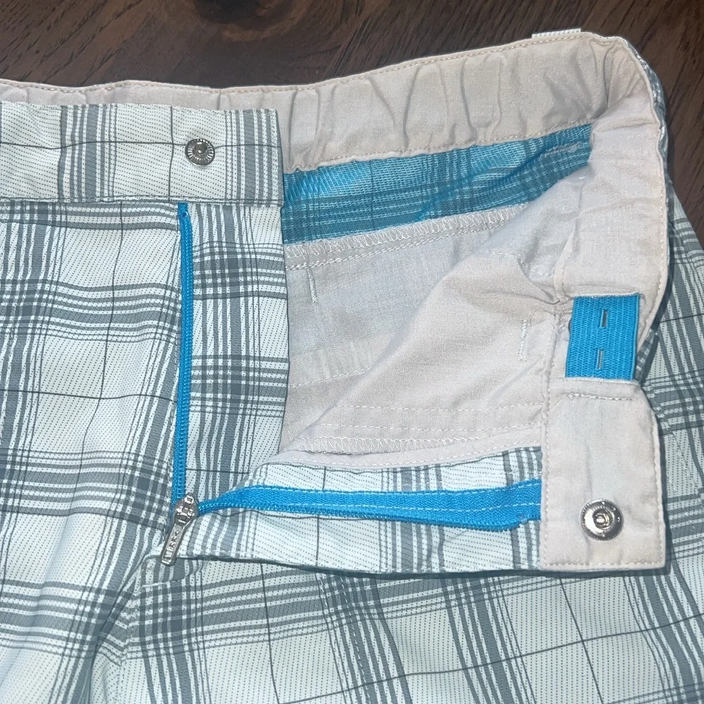 Nike Golf Boys Pale Blue with Greyish Blue Plaid 10